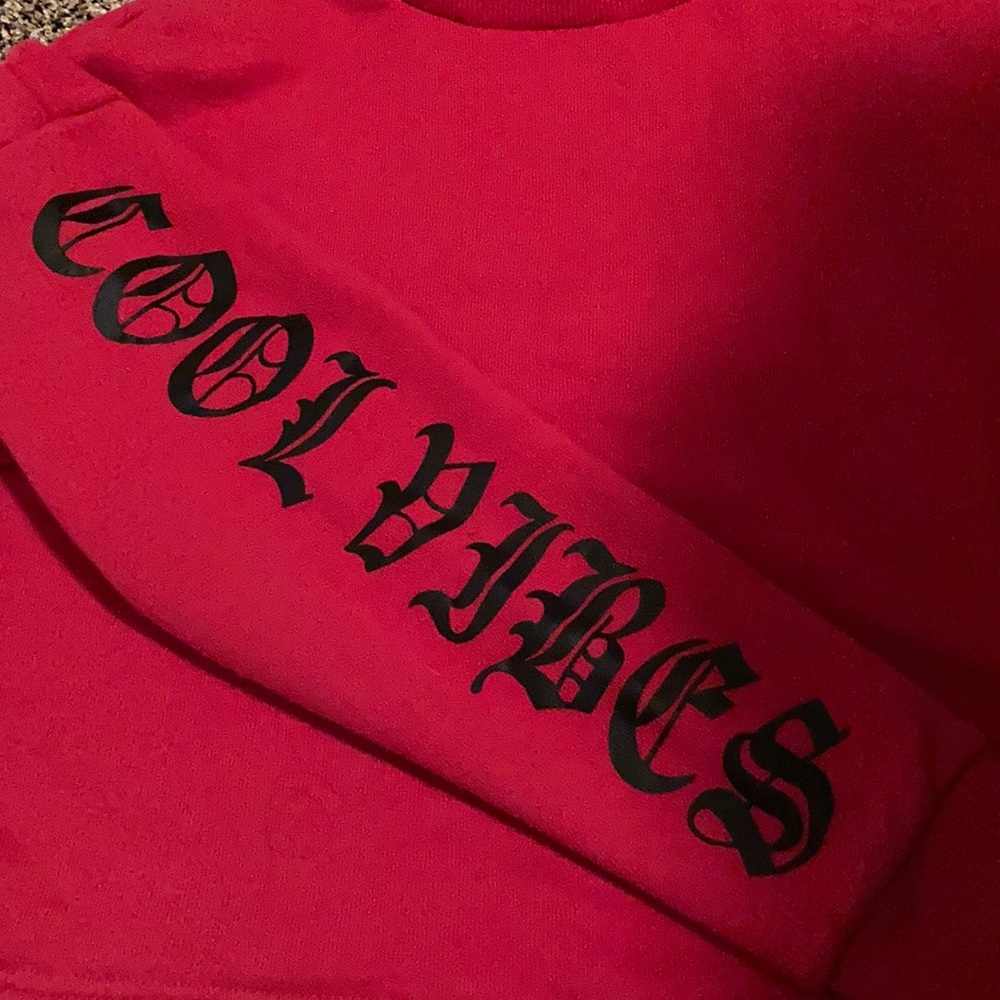 cropped hoodie